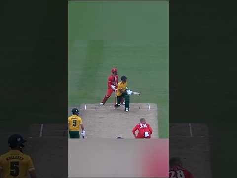 Top Class Unique Moments In Cricket
