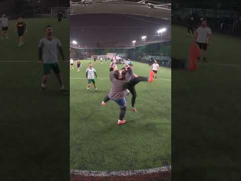 Videoyu beğendiysen abone ol kanka 😅#youtube #shorts #football