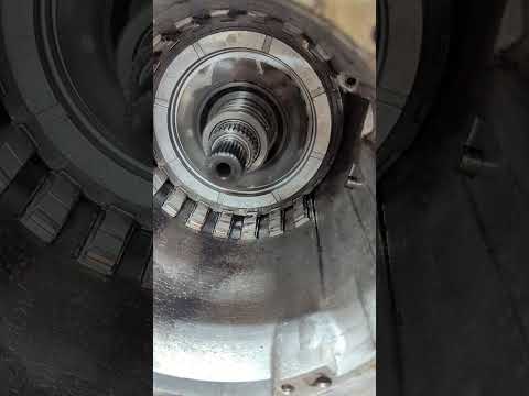 Pressurizing an automatic transmission clutch apply piston