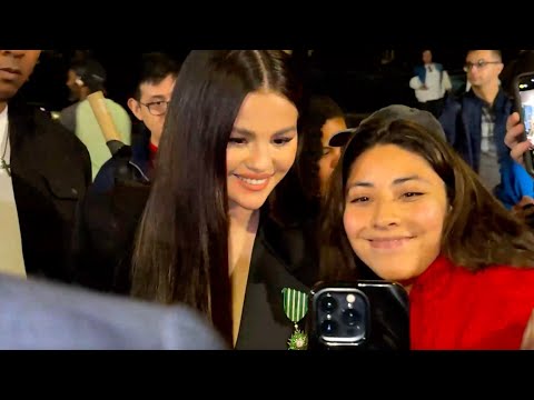 Selena Gomez with fans at Emilia Pérez movie screening