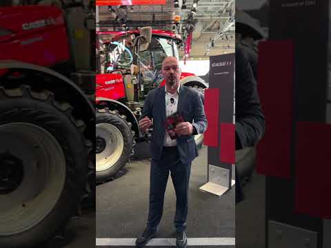 Noul model de tractor Farmall!