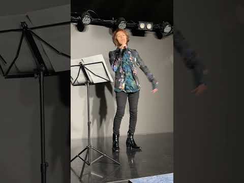 本日13時開演！ハロウィンライブのリハの様子