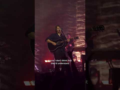 iris live in Seattle ❤️ so glad 100,000 of you are streaming this everyday x