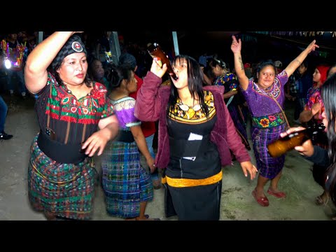 ME GUSTA VIVIR DE NOCHE XOYITA MUSICAL 2026