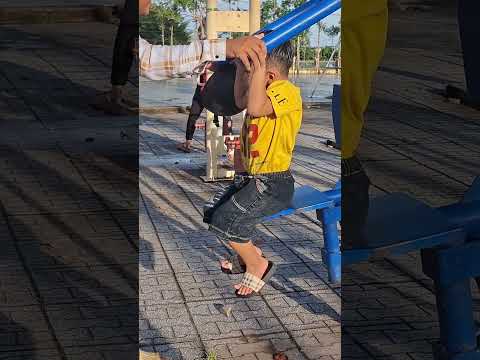 Mẹ Kêu Chuột Ngồi Đàn Hoàn #shorts #meconnhachuot