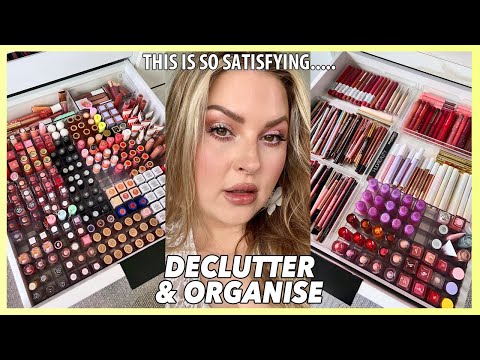 Declutter 🗑️ + AESTHETIC LIPSTICK ORGANISATION! 💄 Lip Pencils, Lipsticks, Lip Gloss & More!