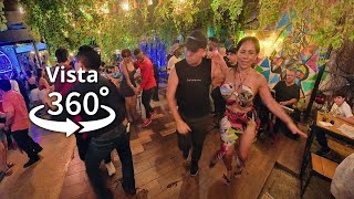 Bailando Salsa en Vista de  360 Grados | Mercado 60 | México
