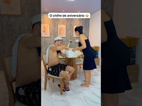 O chifre de aniversário #funnymemes #casal #memedecasal #humor #comedia