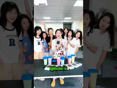 Yanlış İçeceği Seçen iPhone’u Kapıyor 😂📱