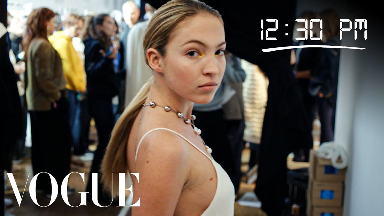 How Model Lila Moss Gets Runway Ready Diary of a Model Vogue