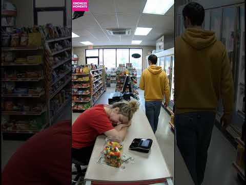 Kindness in the Store 😊 A Customer's Honest Choice #kindness #store #shorts