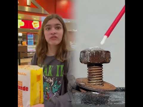 Pov quando você compra pipoca pra assistir durante o filme no cinema#humor #fyp #foryou #viral
