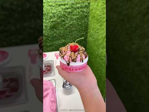 This is a Unique Ice-Cream shop 🍨🍦