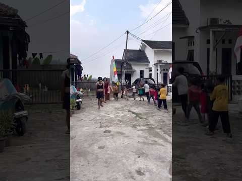 IKUT IKUTAN