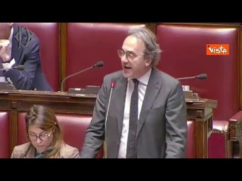 Educazione sessuale a scuola, caos in Aula. La Lega: «Una nefandezza». Ira di Bonelli: «Qui non...