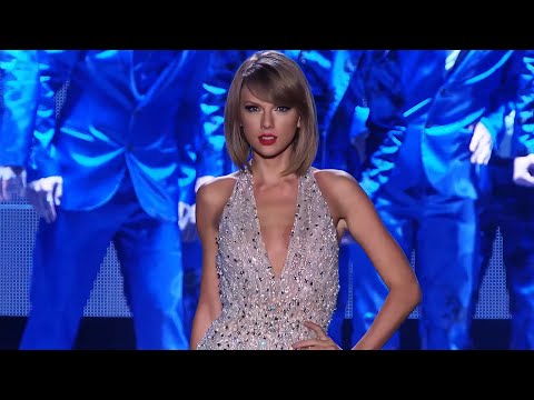 Taylor Swift - Style (1989 World Tour) (4K)