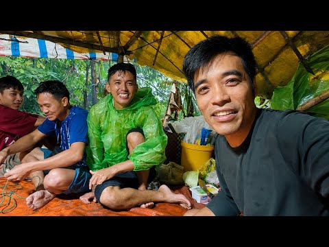 Thật Bất Ngờ Khi Em Sang Vlog Ghé Thăm Lãng Tử Trong Rừng Già