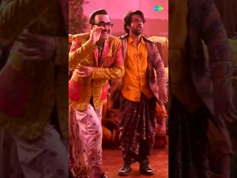 Pankaj Tripathi shows off his moves on the sets of Aayi Nai💥🔥 |  #stree2 #shraddhakapoor #aayinai