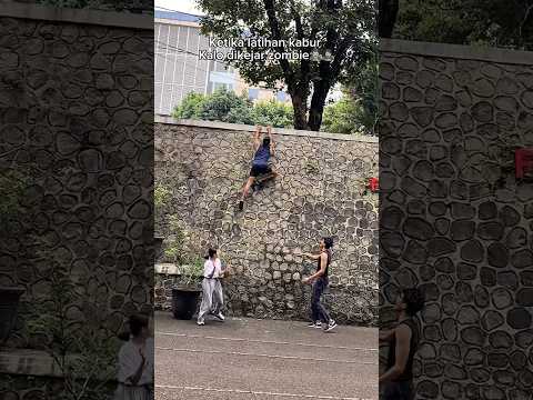 Kaburrrr🧟♀️ #shorts #parkour