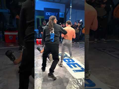 Boxeo Callejero! 🥊 Peleas intensas, locaciones únicas y pura acción en La Manada 🔥 Estás listo?
