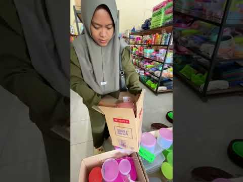 NEMENIN SAUDARA BELI PERABOTAN UNTUK PERSIAPAN JUALAN #minivlog