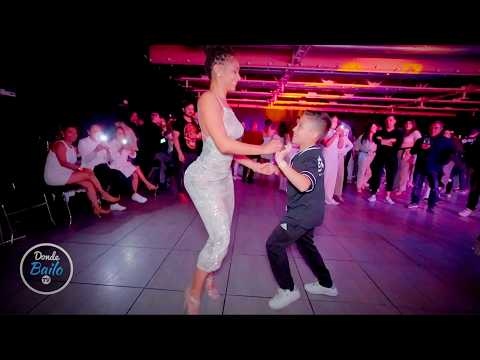 ¡Increíble! Niño Sorprende a Cubana Bailando Salsa  | Indira Mora y Axel Dardon