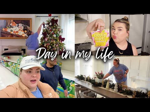 GOODBYE CHRISTMAS, TARGET RUN + SOUR CANDY GRAPES | VLOG