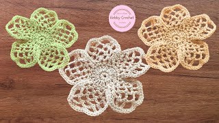 Flor mariposa a crochet versión diestra