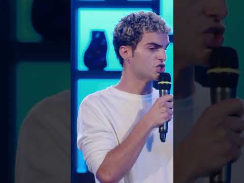 Gli effetti delle droghe sulla gente - Davide Calgaro - The Roast of Life in Italy #shorts