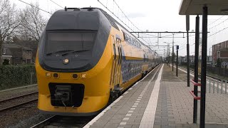 VIRM 8641 passeert station Gilze-Rijen op lage snelheid