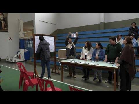 Vote counting begins as Bolivia elects new president | AFP