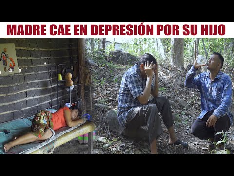 Madre campesina ya no halla que hacer con su hijo borracho.