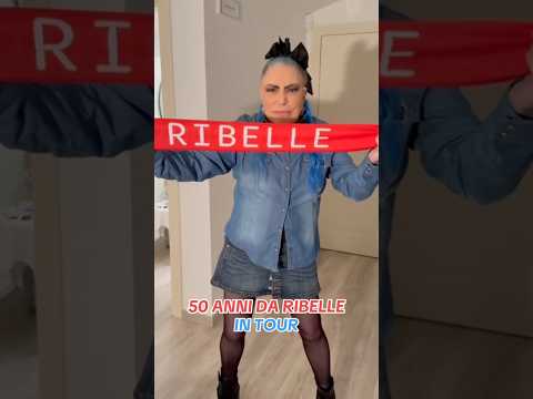 Vita da RIBELLE in tour! 💙👠🌈 #loredanabertè #50AnniDaRibelle #Tour2025 #shorts