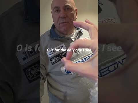 Снимаю тренд с мужем, а он об этом не знает.🤣