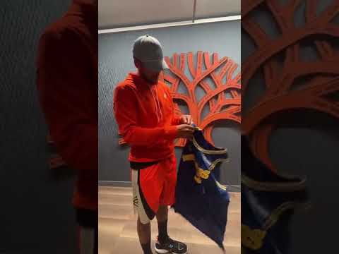 Stephen Curry Reacts to Warriors Classic Edition Jersey  | #shorts video clip