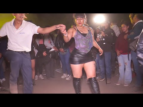 🔴UNA ECUATORIANA CON MUCHO SABOR!! - ESTA ES LA DANZA DE PEDRITO - ANIVERSARIO BERRACO - TIMBAL