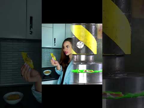 Какая у вас любимая еда быстрого приготовления? 🍔🌭