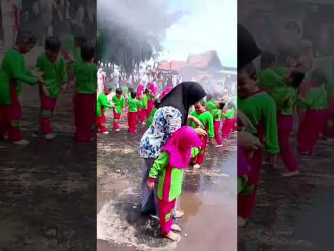 Belajar memadamkan api 🔥|| simulasi kebakaran #kreatif 