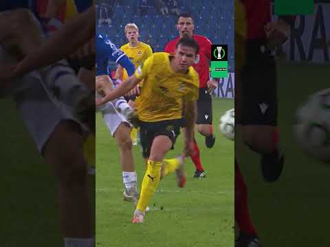 Two sumptuous passes from Palma and Yüksel 🤤