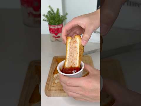 Shrimp Toast from @thespicyjuju