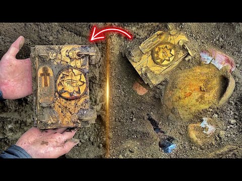 The Treasure We Discovered Shocked The Whole World❗️ Strange Treasure Hunt With Metal Detector...