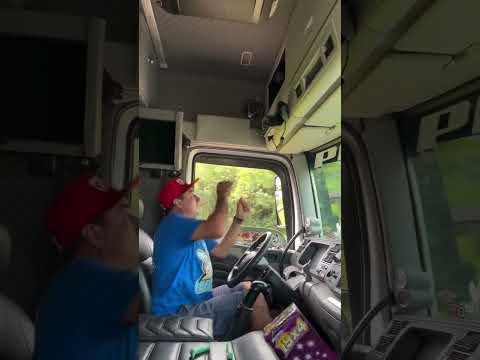 PÉ DE FERRO CRUZANDO MARCHA NO BOB 🤙🏁🚛