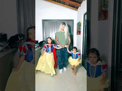 Mis hijas se DISFRAZAN de blanca nieves😂🤭