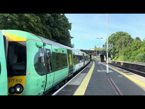 Class 377 - Southern Railway - Horsham Station - 17th June 2024