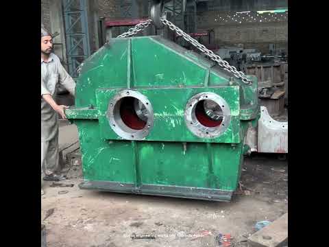 This 100-Year-Old Machine Shop Still Fixes Massive Gearboxes!