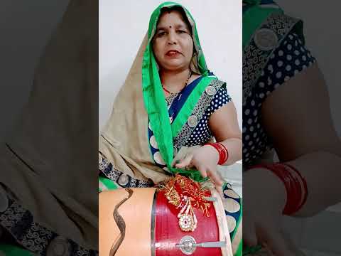 सास लगा रही पाहुंचा बहु खावे चली गई समोसा #shortvideo