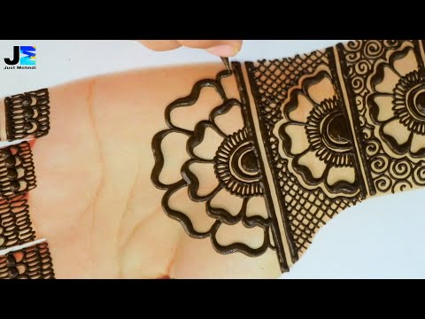 Karwa Chauth 2023 Mehndi Design Latest And Simple Mehndi Design Photos Full  Hand Mehndi Design Images - Amar Ujala Hindi News Live - Karwa Chauth Mehndi  Design:इस करवा चौथ हाथों में लगाएं