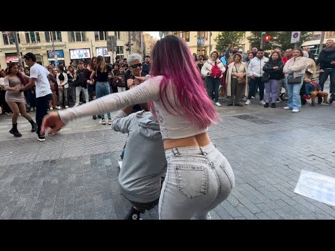 ”¡Imposible No Mirar! El Arte de Bailar de Esta Chica Te Dejará Loco”  SALSA