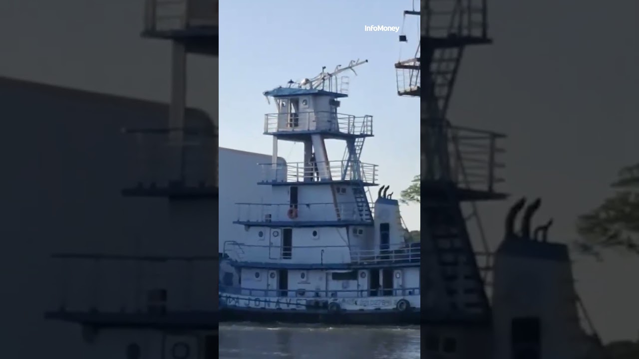 Rebocador colide com estrutura de ponte construída para a COP 30