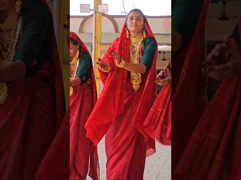 જીણી જીણી મોરલીયુ વાગે સે 🥰🪈🦚🪶